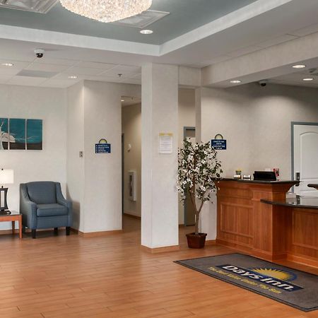 Days Inn By Wyndham Watertown Fort Drum Evans Mills Zewnętrze zdjęcie