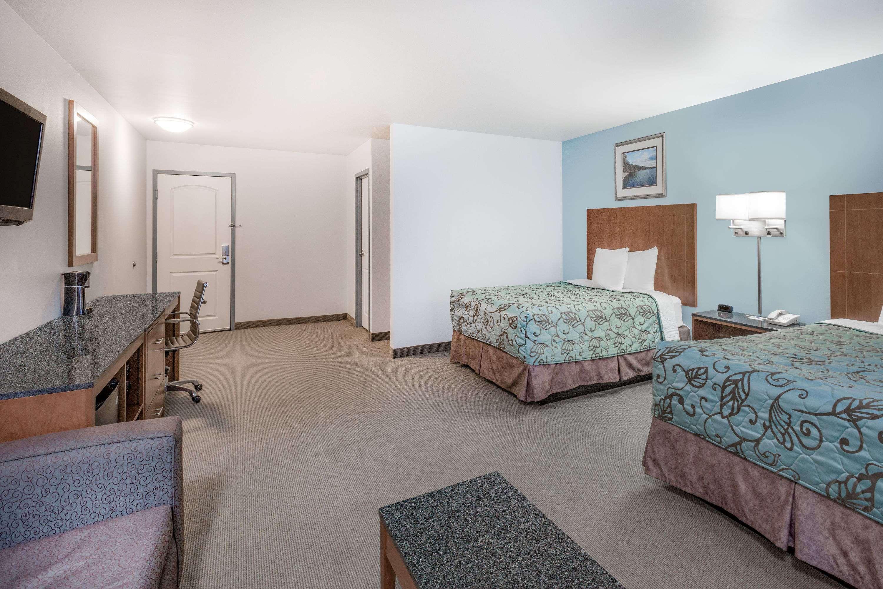 Days Inn By Wyndham Watertown Fort Drum Evans Mills Zewnętrze zdjęcie