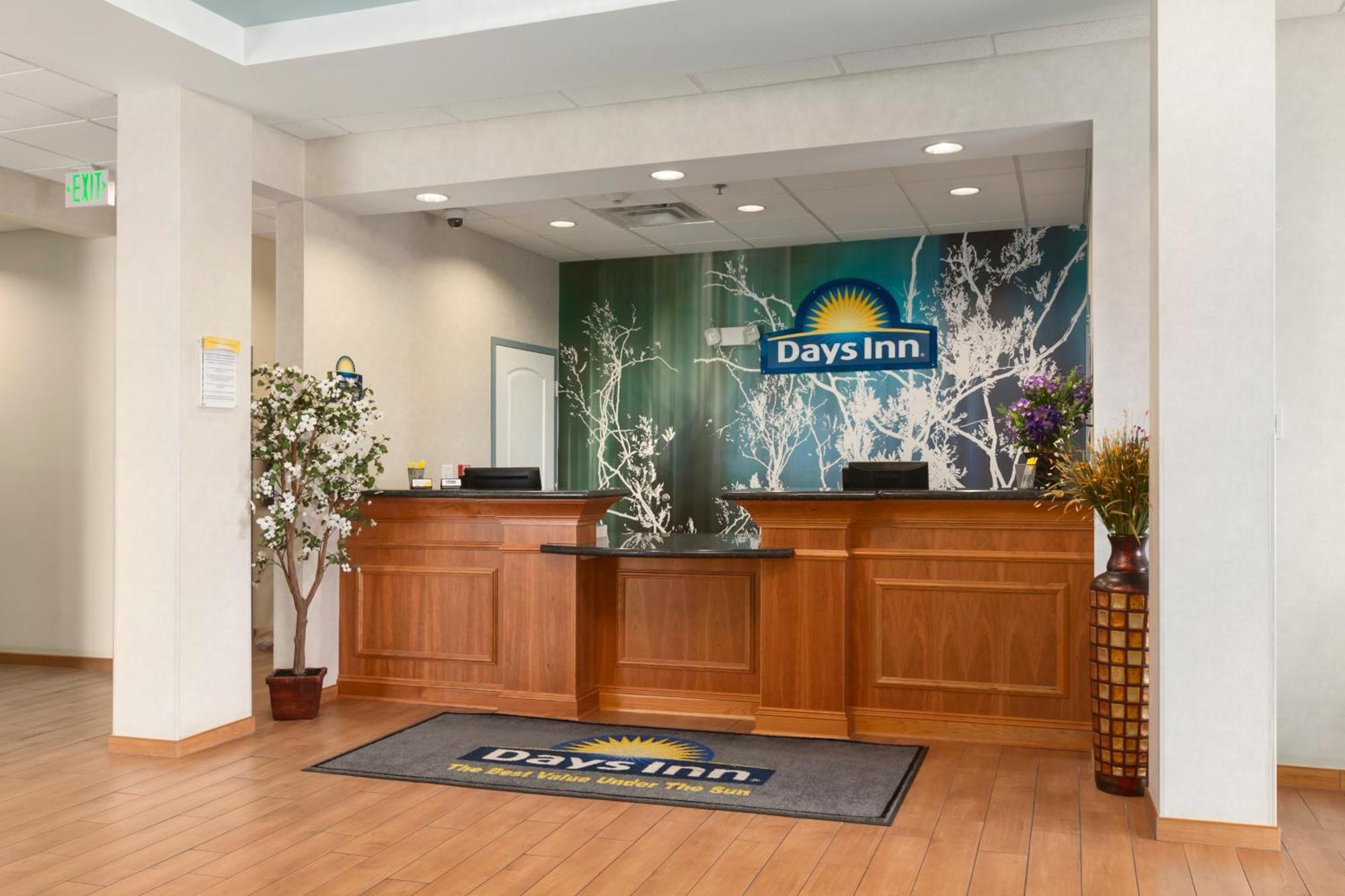 Days Inn By Wyndham Watertown Fort Drum Evans Mills Zewnętrze zdjęcie